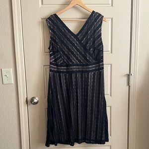 Chic Navy and Gold Striped Midi Dress